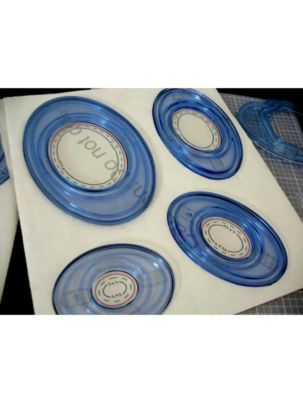 Creative Memories Custom Cutting, mat blades, Ovals, Circles,  Celestial pattern